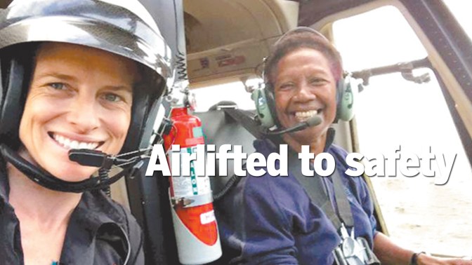 Rachel Pocock dan Lesley Bennett. /postcourier.com.pg